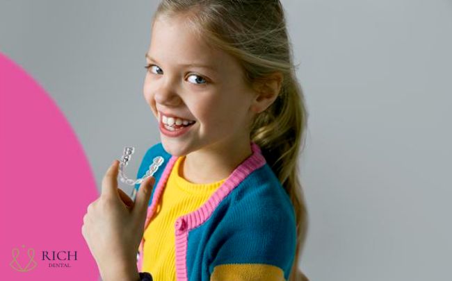 nieng-rang-invisalign-first-cho-tre